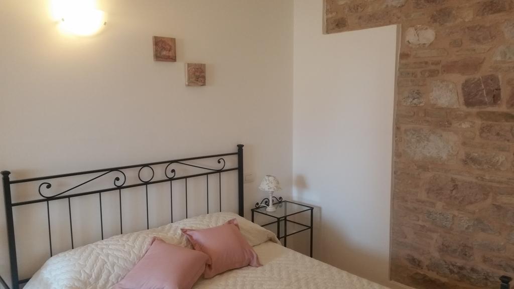 B&B Le Rose Spello Habitación foto