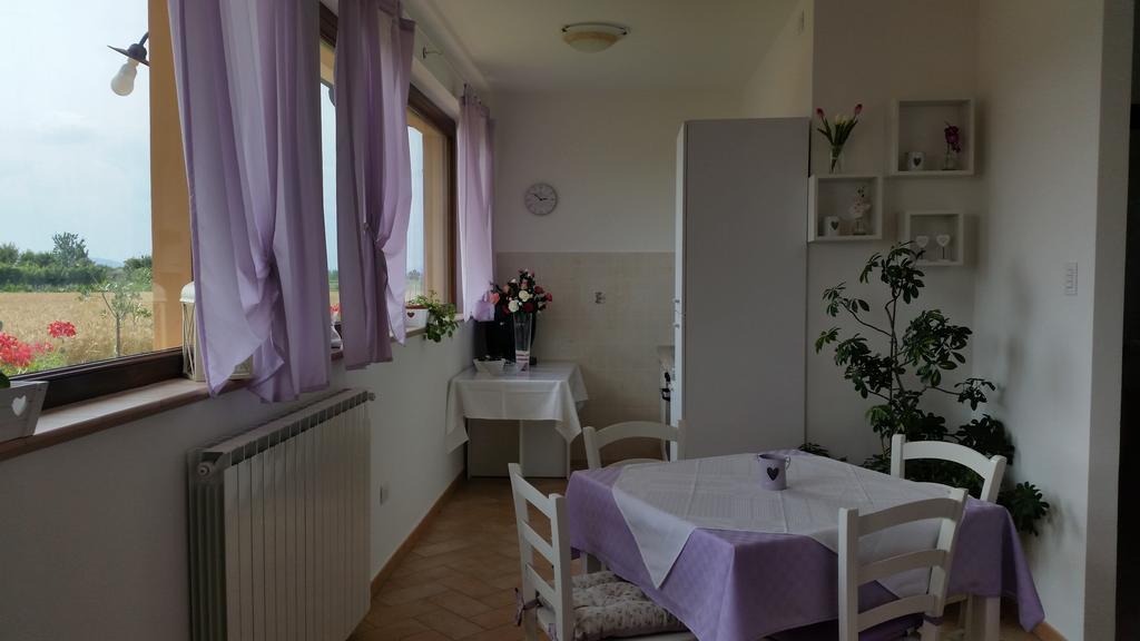 B&B Le Rose Spello Habitación foto